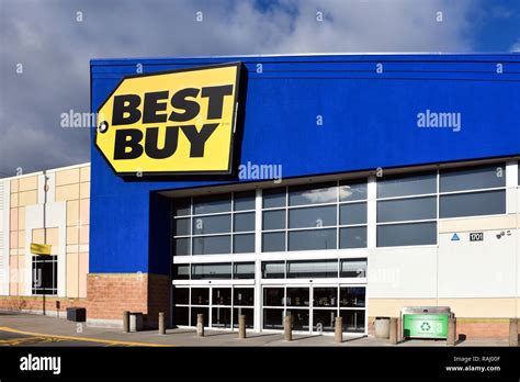 electronic stores in ottawa.